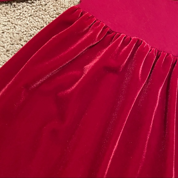 Beautiful Old Navy Top - Picture 4 of 9